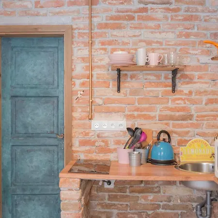 At The Zeus Appartement